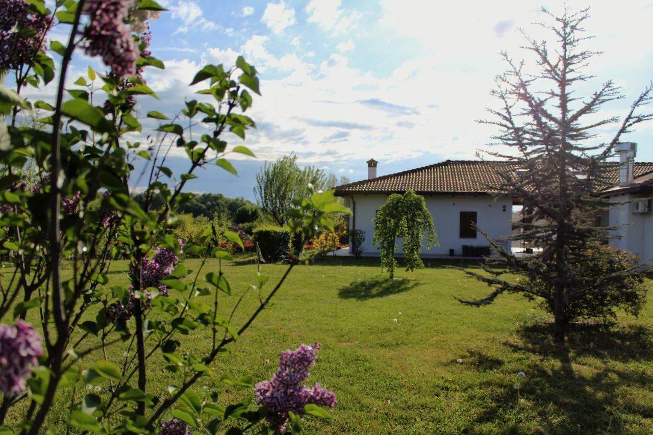 A Cjase Di Sandra Moruzzo Exterior foto